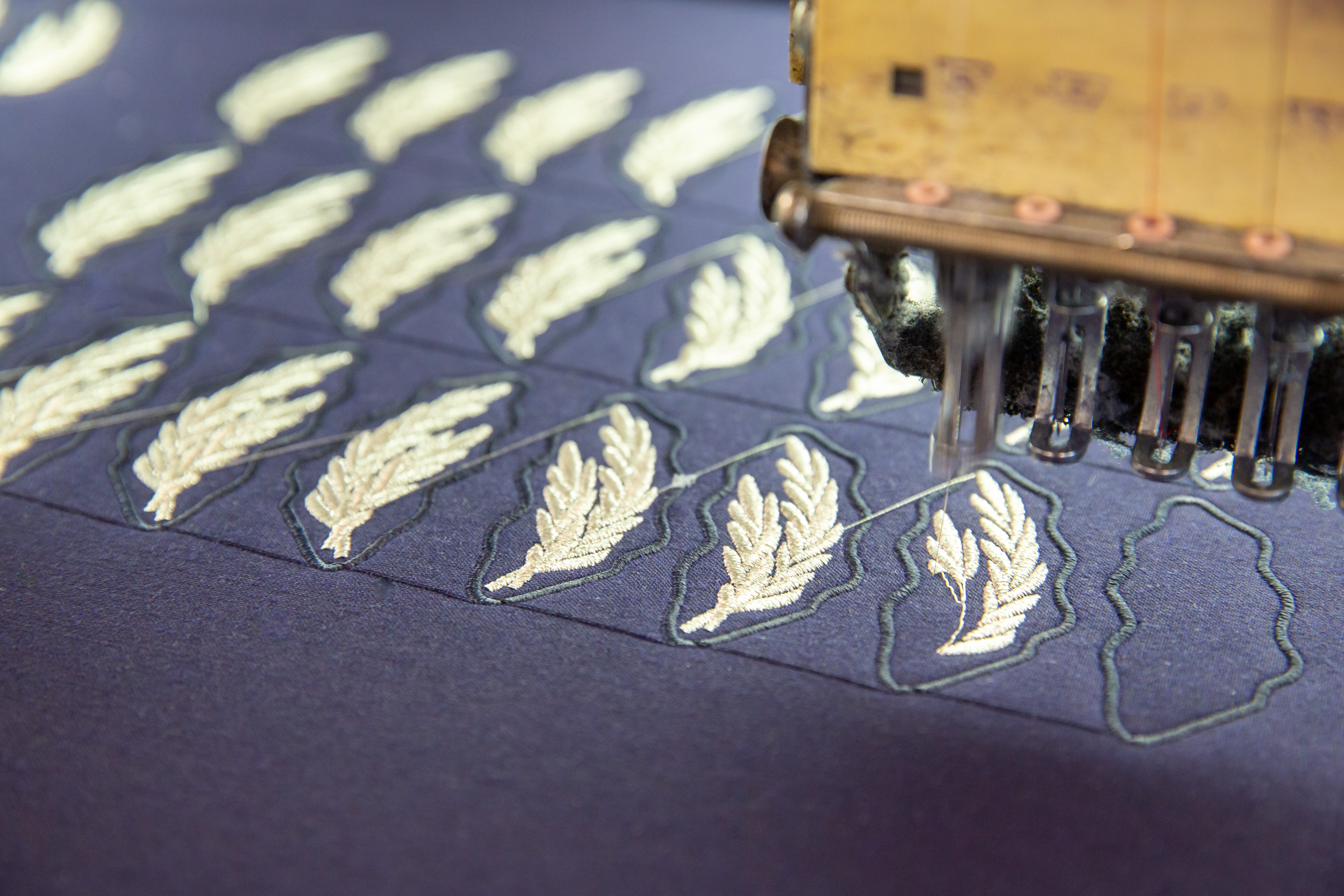 Ricamo su abbigliamento personalizzato